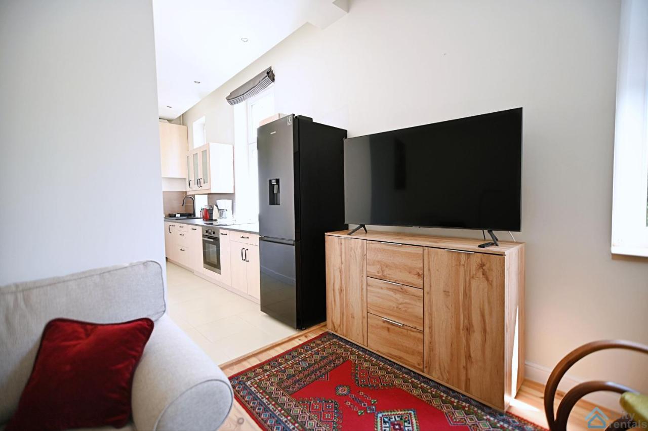 Beige And Red 3City Studio In Sopot With Outdoor Parking By Noclegi Renters Exterior photo